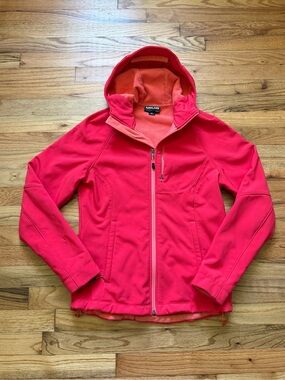 Kirkland Signature Women's Pink Hooded Softshell Jacket